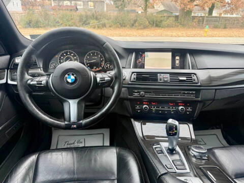 2015 BMW 5 Series 528i