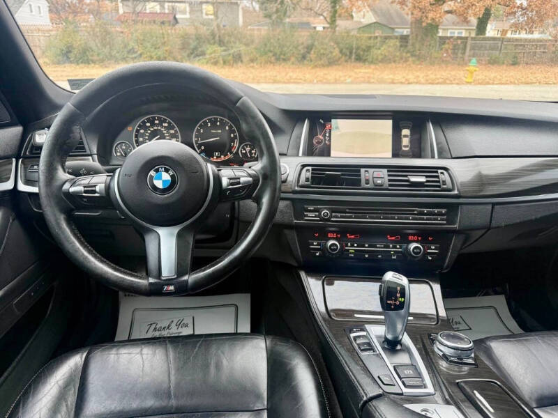 2015 BMW 5 Series 528i