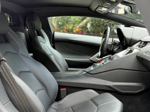 2013 Lamborghini Aventador LP 700-4