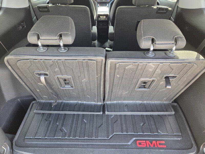 2020 GMC Acadia SLE