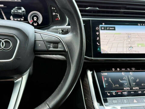 2021 Audi Q8 quattro Premium Plus 55 TFSI