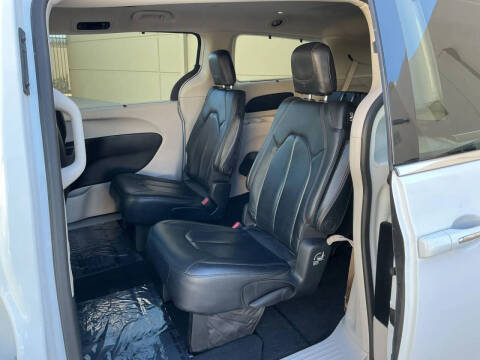 2019 Chrysler Pacifica Touring L