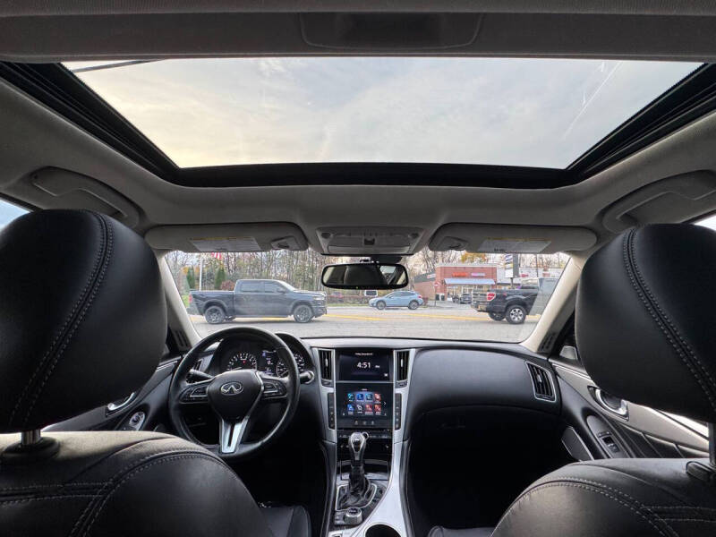 2021 Infiniti Q50 Luxe