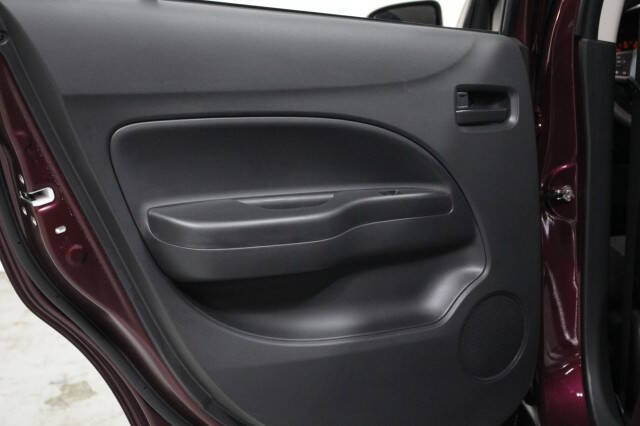 2024 Mitsubishi Mirage G4 ES