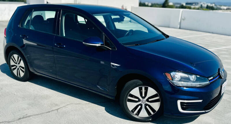 2017 Volkswagen e-Golf SE