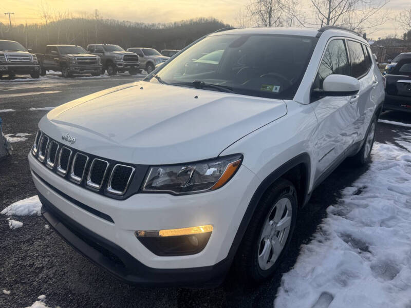 2017 Jeep All-New Compass Latitude's photo