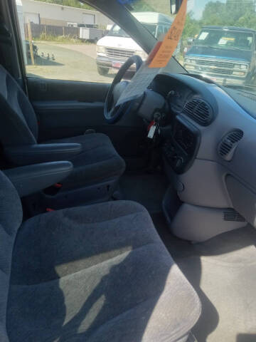 2000 Dodge Grand Caravan SE