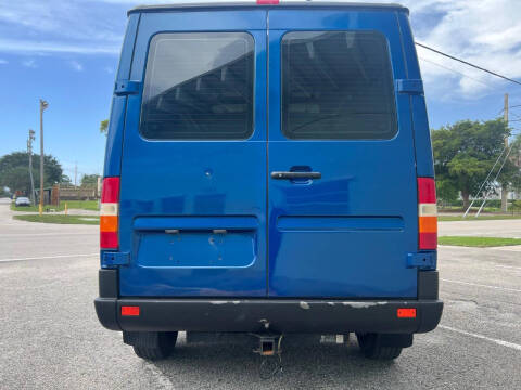 2005 Dodge Sprinter 2500