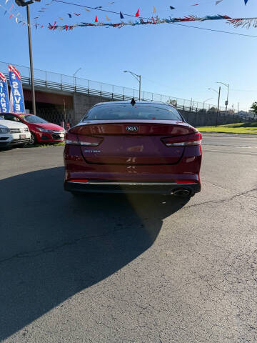 2018 Kia Optima S