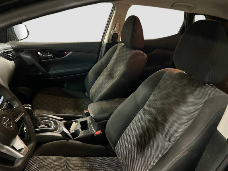 2020 Nissan Rogue Sport SV