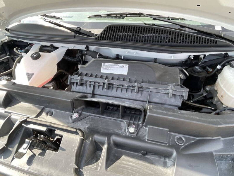 2024 Chevrolet Express 2500