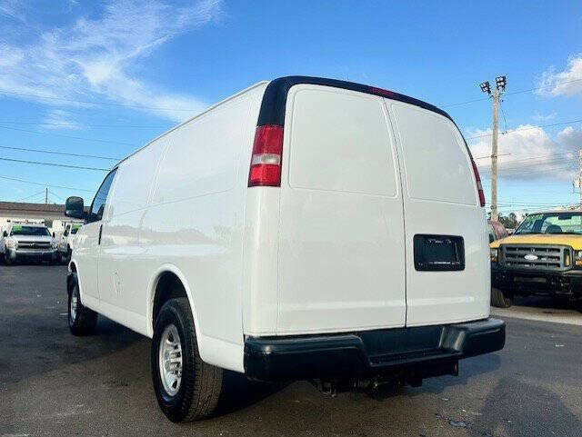2018 Chevrolet Express 2500