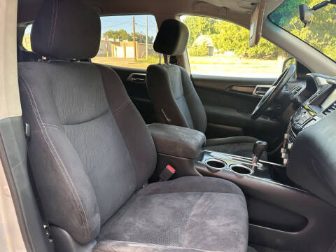 2014 Nissan Pathfinder SV