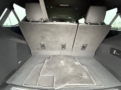 2022 Cadillac Escalade Luxury