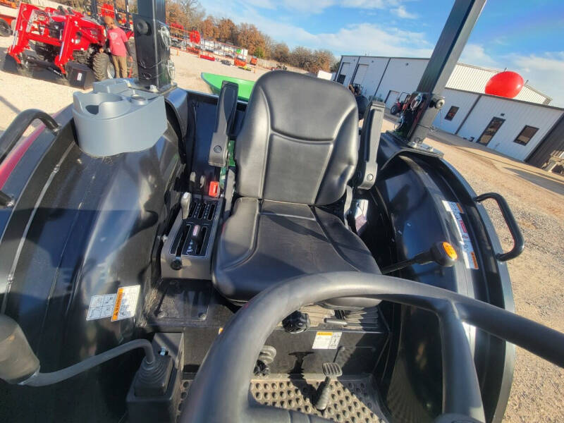 2025 ZZ TRACTORS TYM T574H