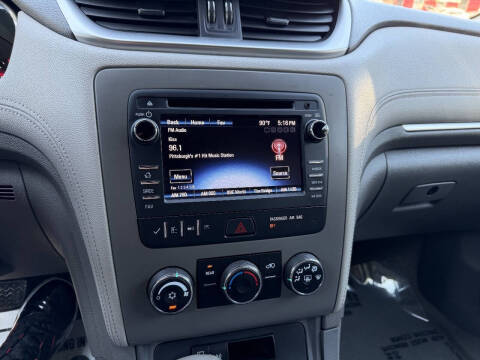 2017 Chevrolet Traverse LS