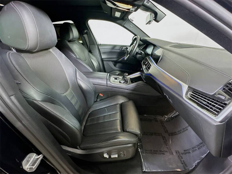 2021 BMW X6 xDrive40i