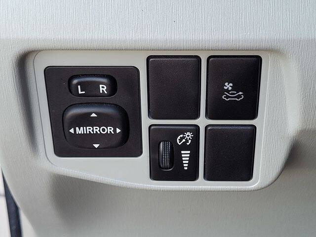 2010 Toyota Prius IV