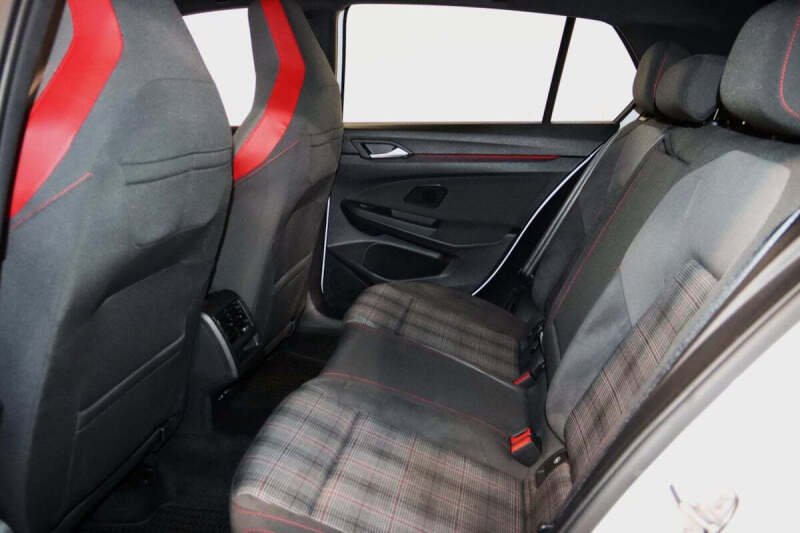 2022 Volkswagen Golf GTI SE