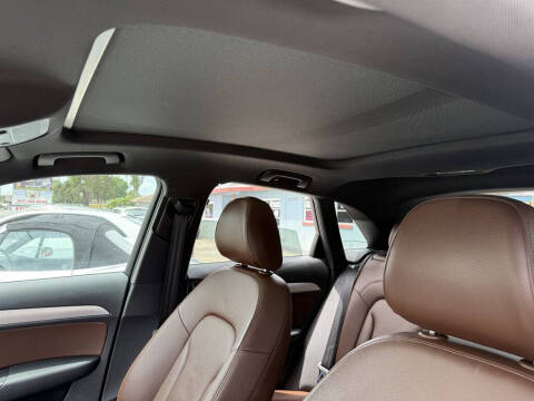 2017 Audi Q3 2.0T quattro Premium Plus