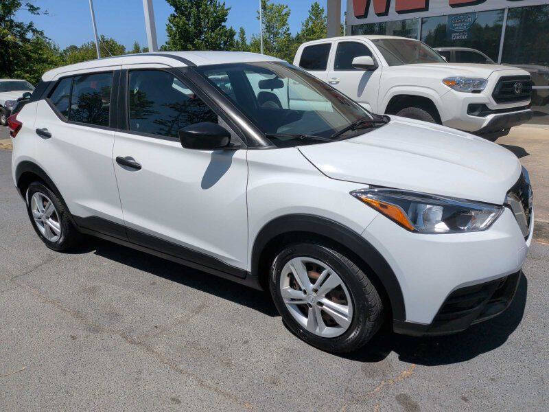 2020 Nissan Kicks S