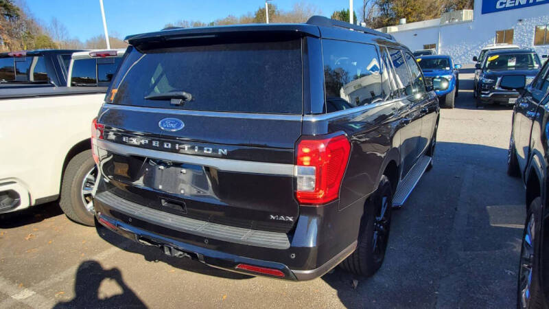 2023 Ford Expedition MAX XLT