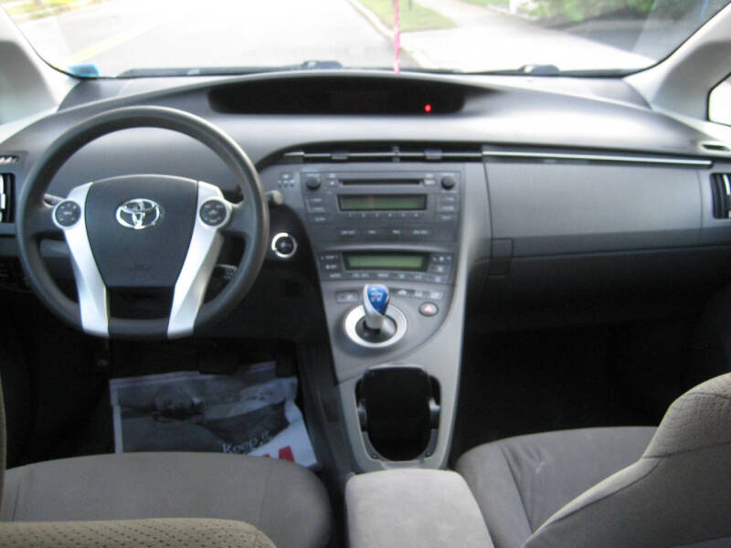 2011 Toyota Prius One