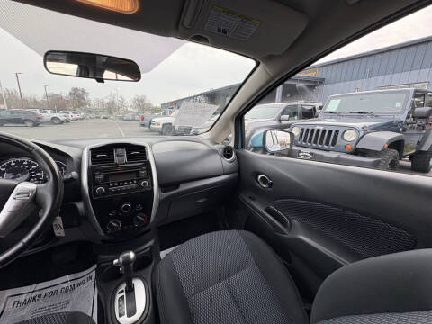 2015 Nissan Versa Note SV