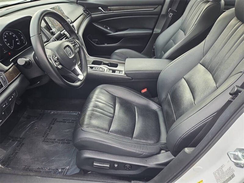 2022 Honda Accord Hybrid Touring