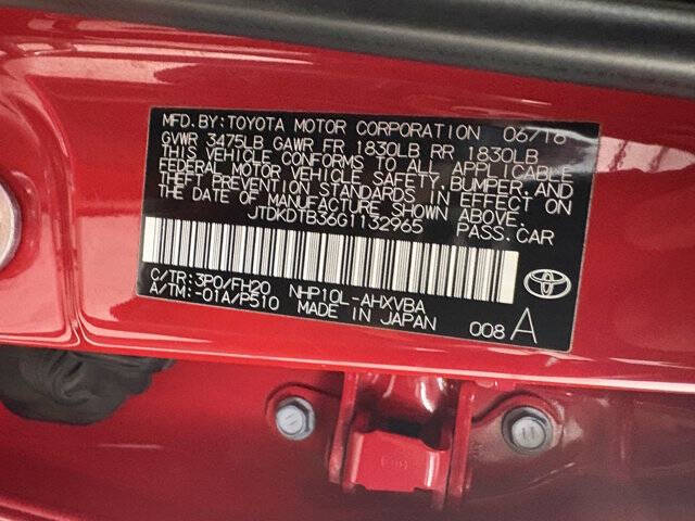 2016 Toyota Prius c One