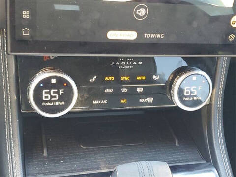 2024 Jaguar F-PACE P250 R-Dynamic S