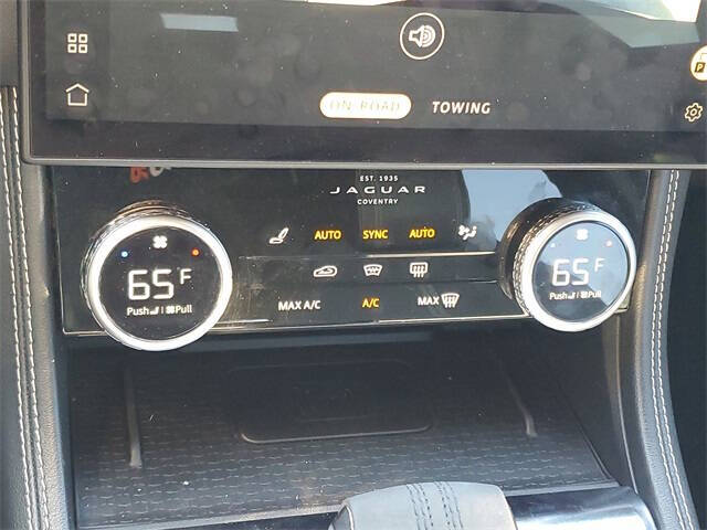 2024 Jaguar F-PACE P250 R-Dynamic S