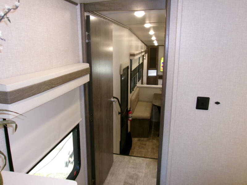 2023 Rockwood 2898bs