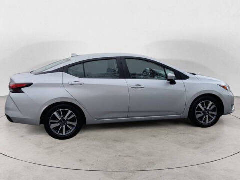 2023 Nissan Versa SV