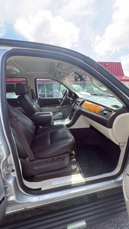 2014 Cadillac Escalade Platinum