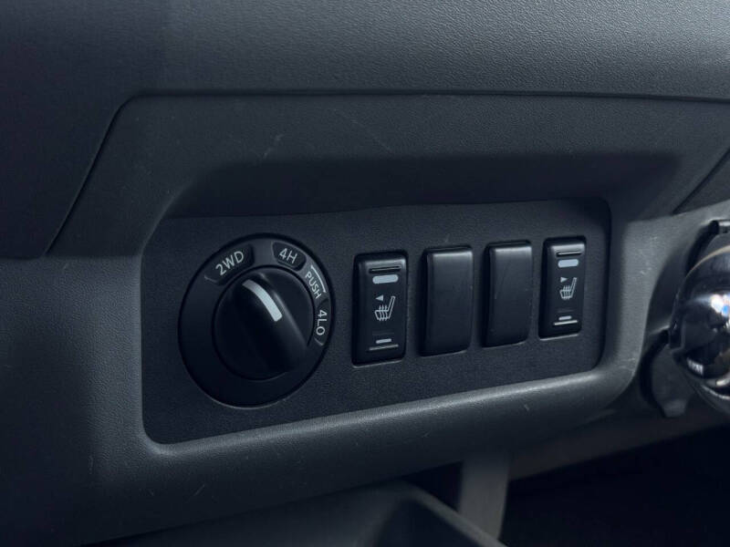 2006 Nissan Frontier LE