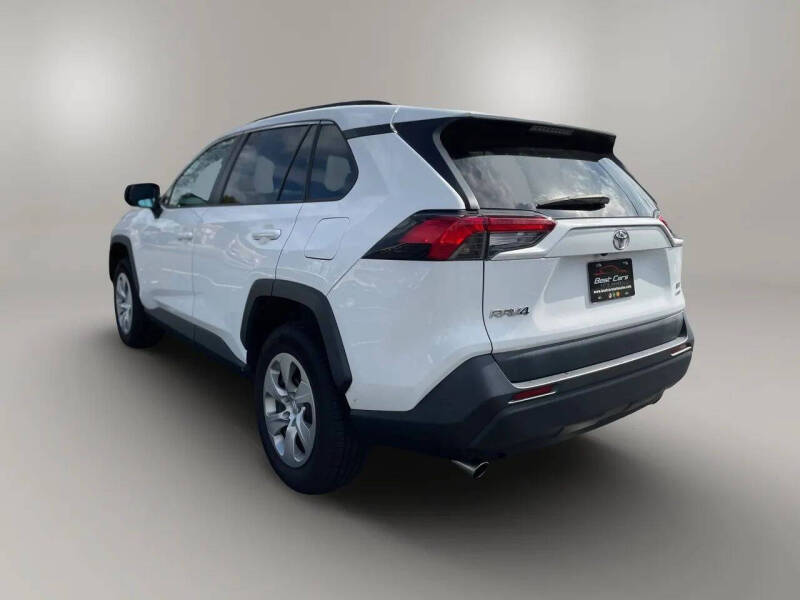 2019 Toyota RAV4 LE