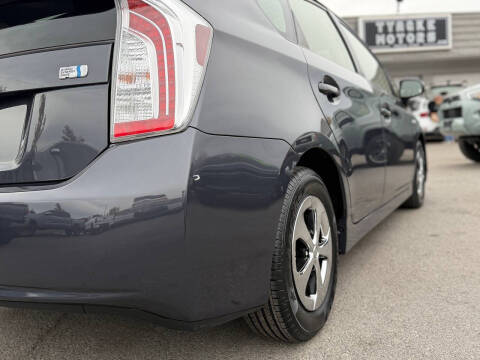 2012 Toyota Prius Two