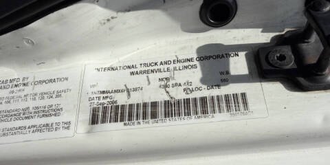 2006 International 4300 Rollback