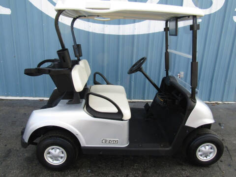 2017 E-Z-GO RXV