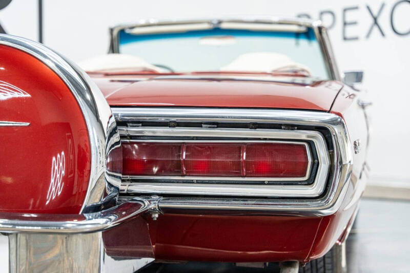 1966 Ford Thunderbird