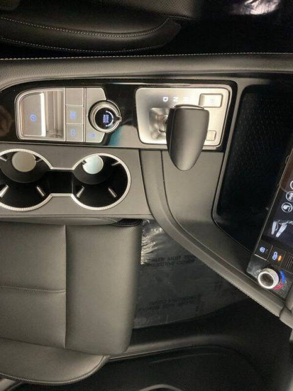 2025 Genesis G70