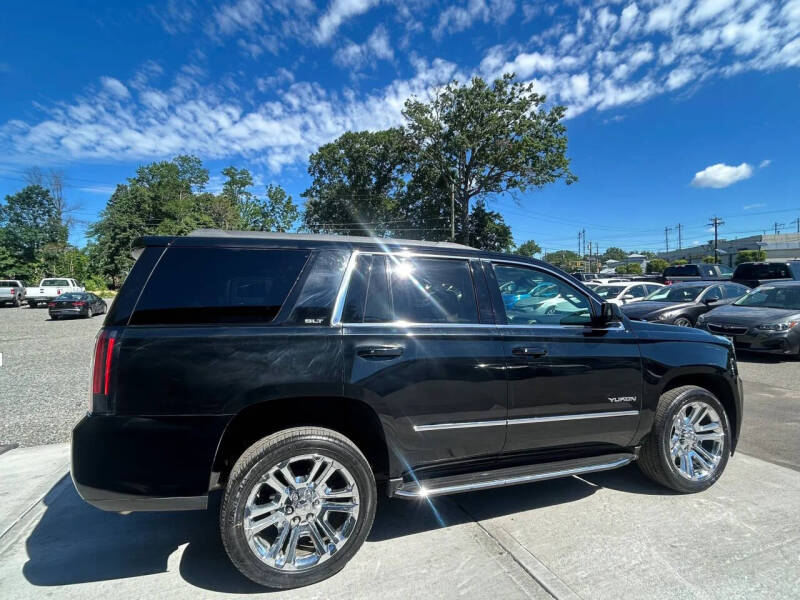2017 GMC Yukon SLT