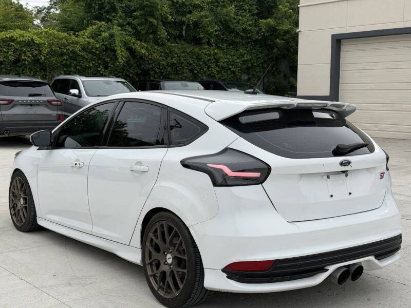 2016 Ford Focus ST