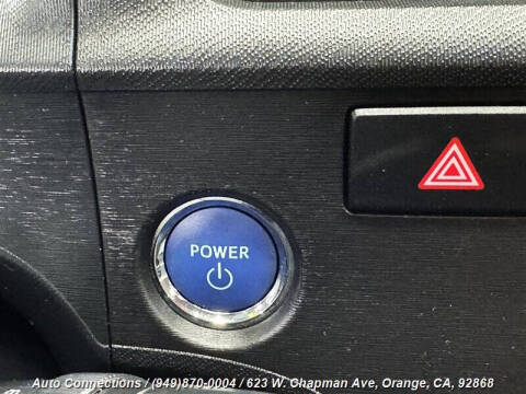 2014 Toyota Prius c Three