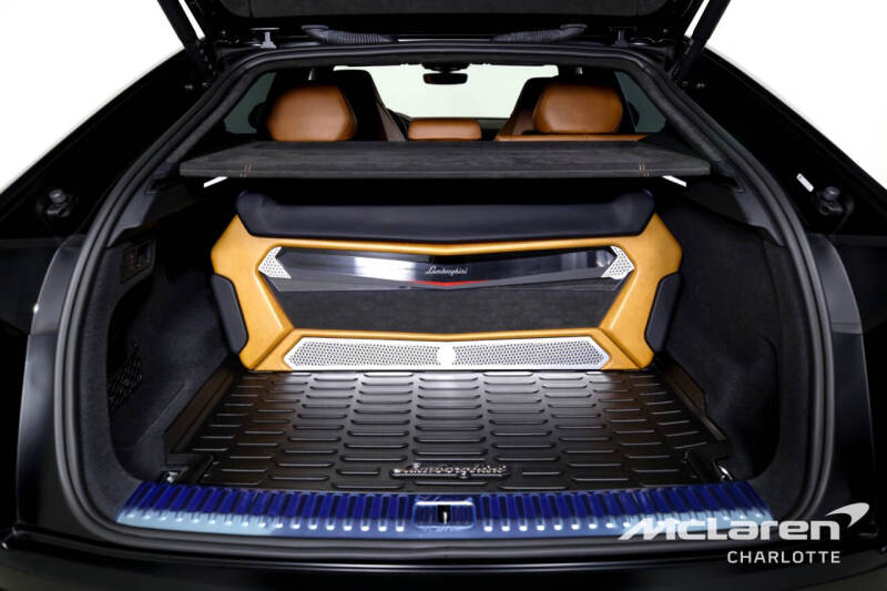 2022 Lamborghini Urus