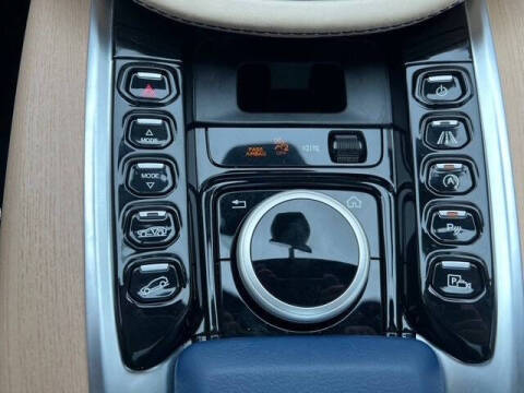 2021 Aston Martin DBX