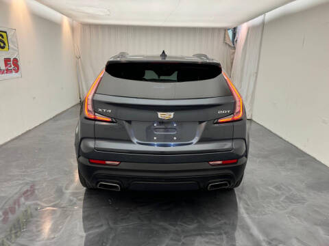 2019 Cadillac XT4 Sport