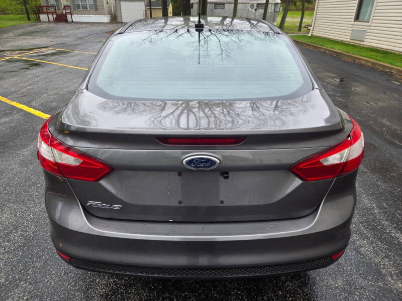 2012 Ford Focus S