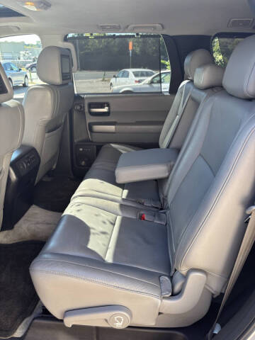 2010 Toyota Sequoia Limited